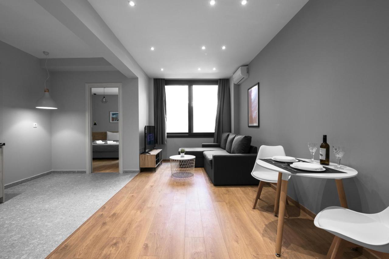 Nemea Apartments, The Luxury Suites เทสซาโลนิกิ ภายนอก รูปภาพ